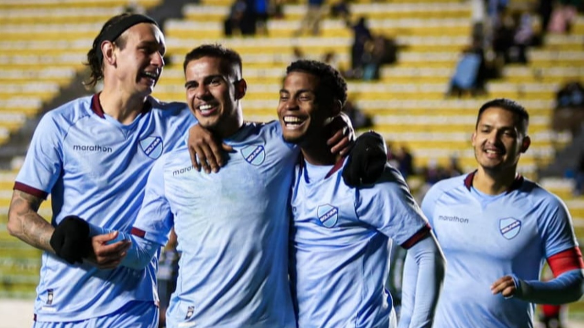 Bolívar defiende la cima en casa ante Independiente Petrolero Bolívar defiende la cima en casa ante Independiente Petrolero