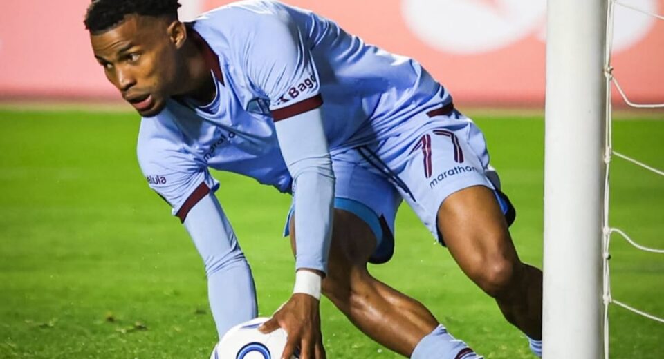Bolívar rescató un empate ante La Guaira