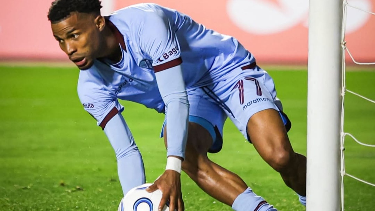 Bolívar rescató un empate ante La Guaira