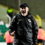 Bolívar tropieza ante Independiente Petrolero en una noche para el olvido