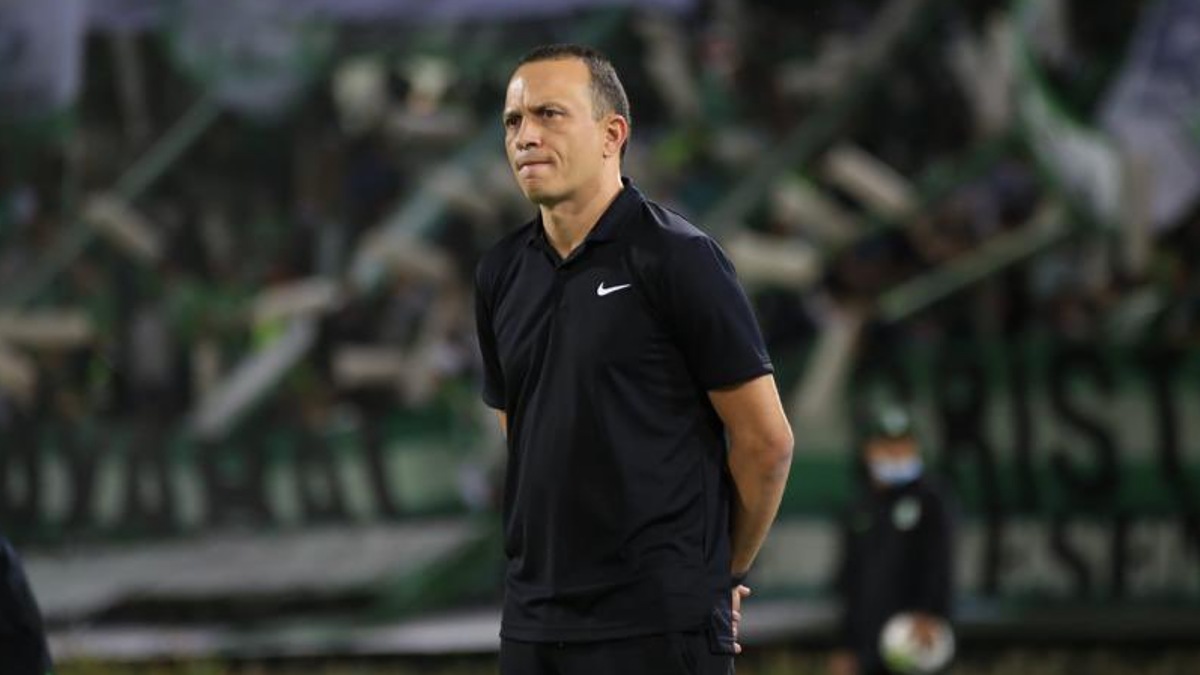¿Quién es Alejandro Restrepo? El perfil del nuevo entrenador de Bolívar