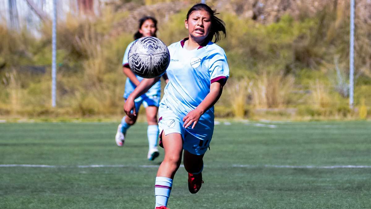 Bolívar femenino arrasa en las categorías sub14 y sub16 con 24 goles
