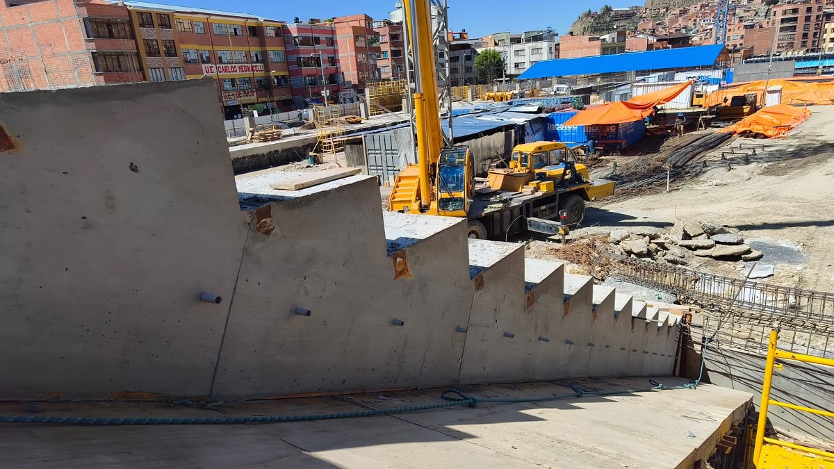Empiezan a levantarse las graderías del nuevo estadio de Bolívar