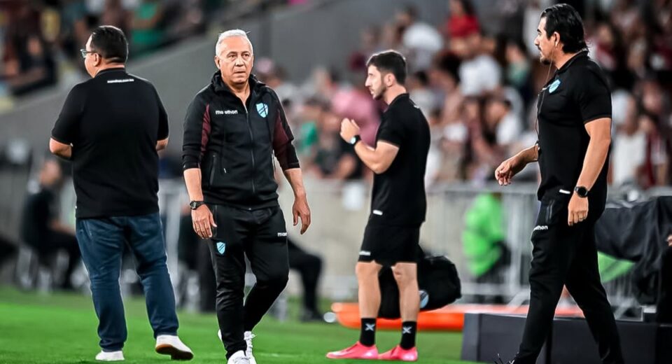 El interinato de Vladimir Soria mantiene viva la ilusión de Bolívar en la Libertadores El interinato de Vladimir Soria mantiene viva la ilusión de Bolívar en la Libertadores