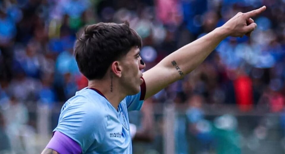 Bolívar oficializa la salida de Brian Oyola y continúa reconfigurando su plantel