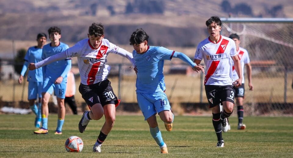 Bolívar Sub-19 muestra carácter y rescata un valioso empate ante Always Ready Bolívar Sub-19 muestra carácter y rescata un valioso empate ante Always Ready