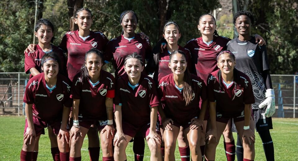 Bolívar Femenino inicia con victoria su camino en la Liga Femenina Bolívar Femenino inicia con victoria su camino en la Liga Femenina