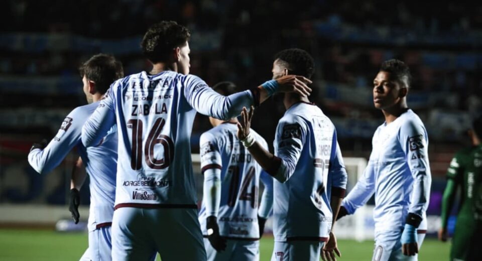 Bolívar no quiere elegir: el objetivo es pelear hasta el final en todos los torneos Bolívar no quiere elegir: el objetivo es pelear hasta el final en todos los torneos